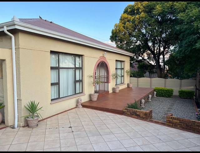 3 BEDROOM HOUSE FOR SALE IN PRIMROSE